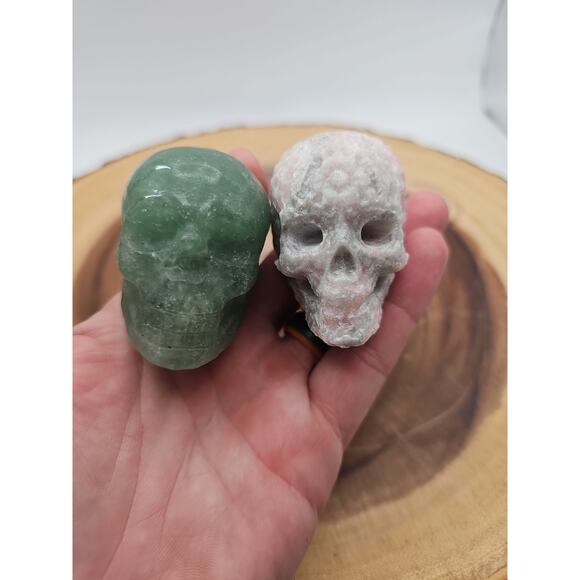 Pink Opal &Fluorite Skulls. .60lb 49mm - Picture 15 of 16